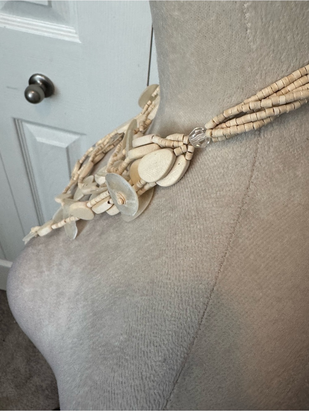 Multi-Strand Beige Shell Statement Necklace - - Picture 9 of 16